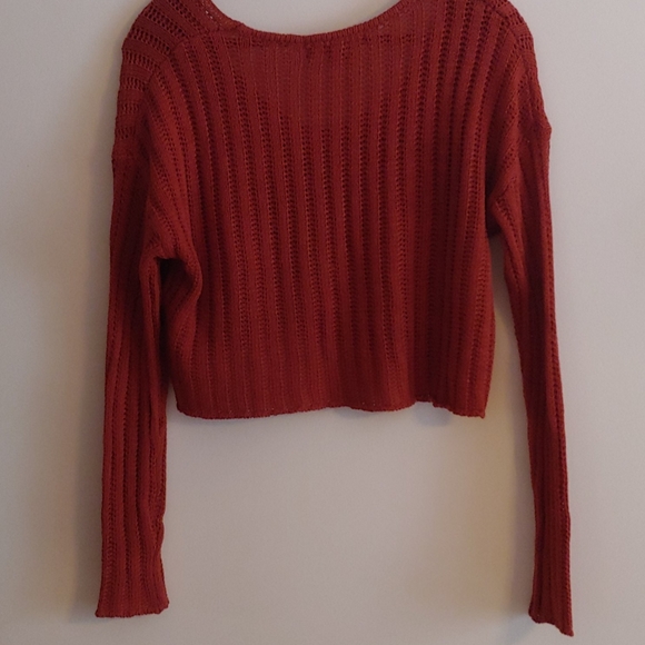 Open-knit cropped sweater - Picture 2 of 8